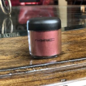 MAC Pigment Heritage Rouge